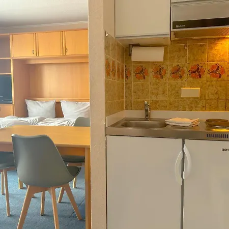 Apartment Haus Tida *